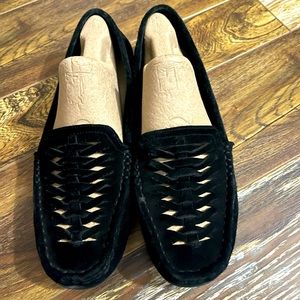 Isaac Mizrahi Black Suede Ballet Flats Sz 10